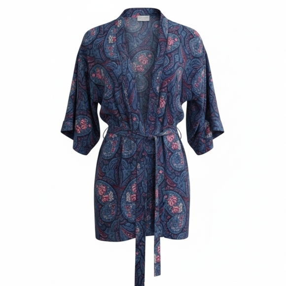 La SENZA Other - Vintage la senza paisley satin Robe.